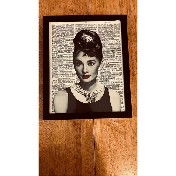 Audrey Hepburn Set of 4 Framed Prints - Picture 5 of 12